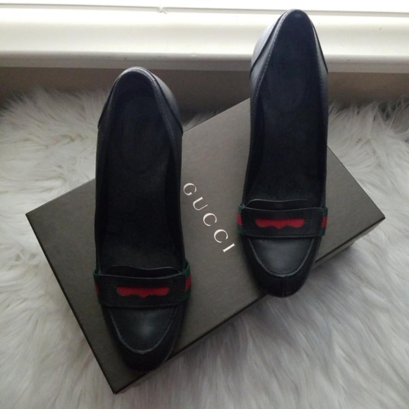 Gucci Shoes - Authentic Gucci Black Lifford Loafer 154500
